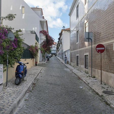 Lovelystay - Sunny Flat W/ Balcony Overseeing Graca And River Lisboa 外观 照片