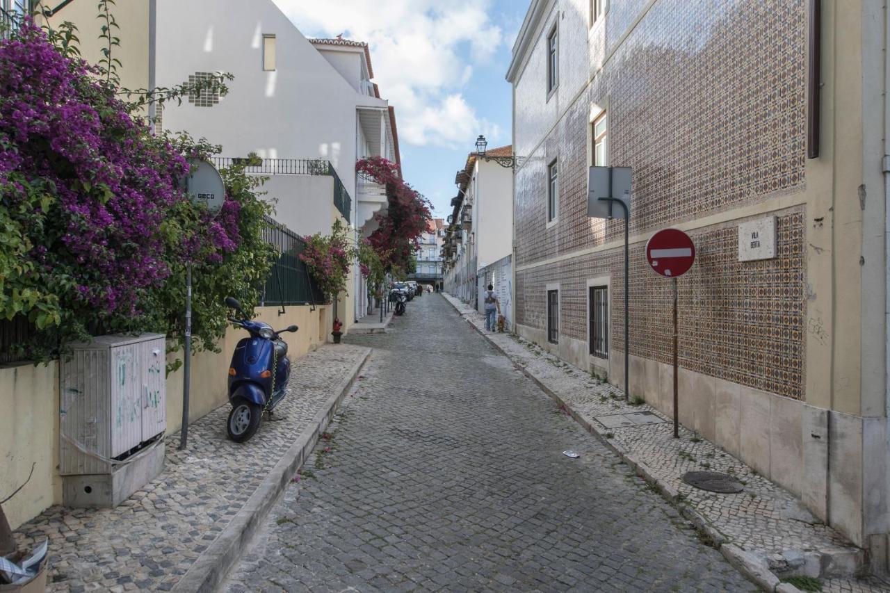Lovelystay - Sunny Flat W/ Balcony Overseeing Graca And River Lisboa 外观 照片