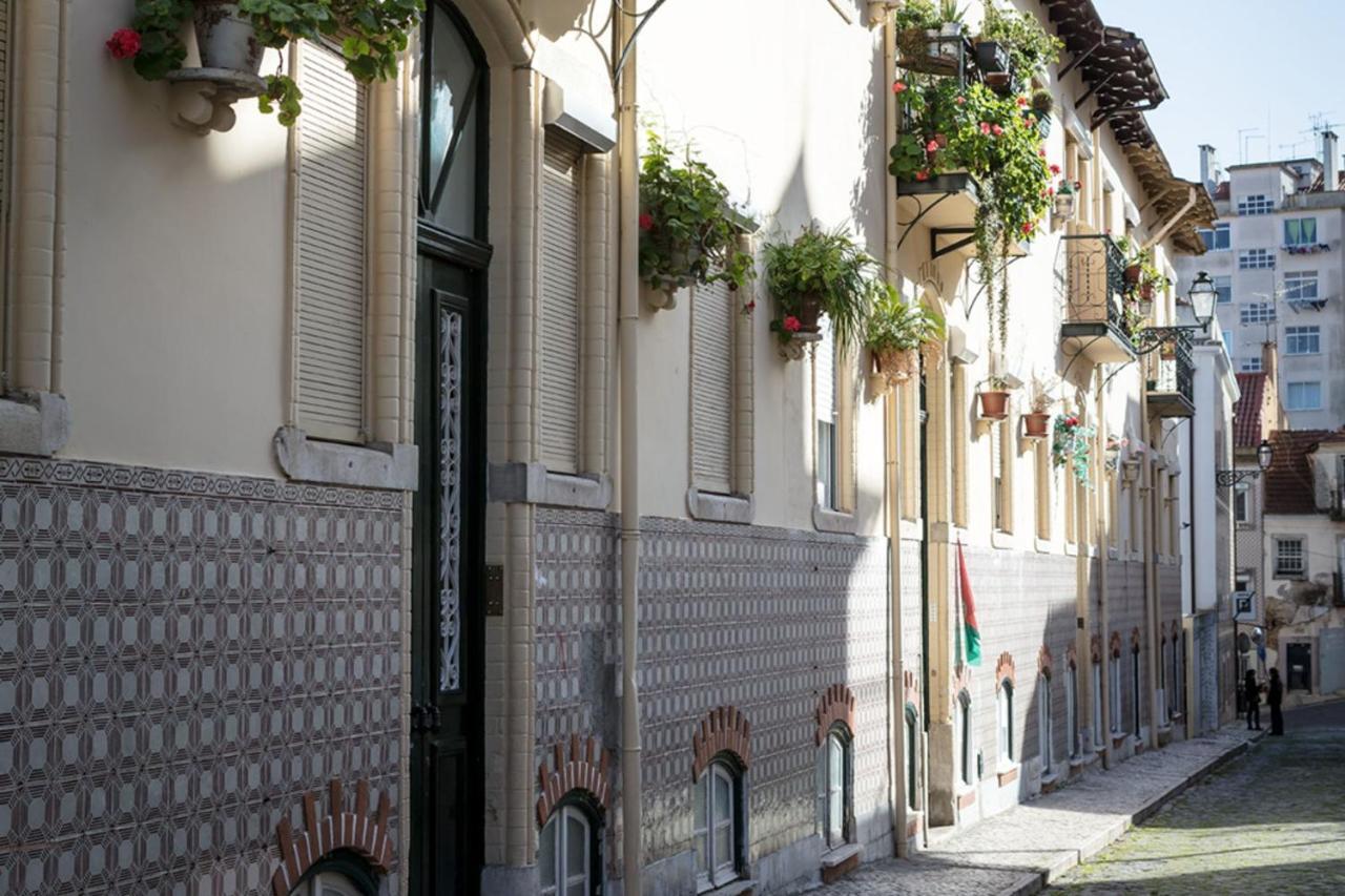Lovelystay - Sunny Flat W/ Balcony Overseeing Graca And River Lisboa 外观 照片