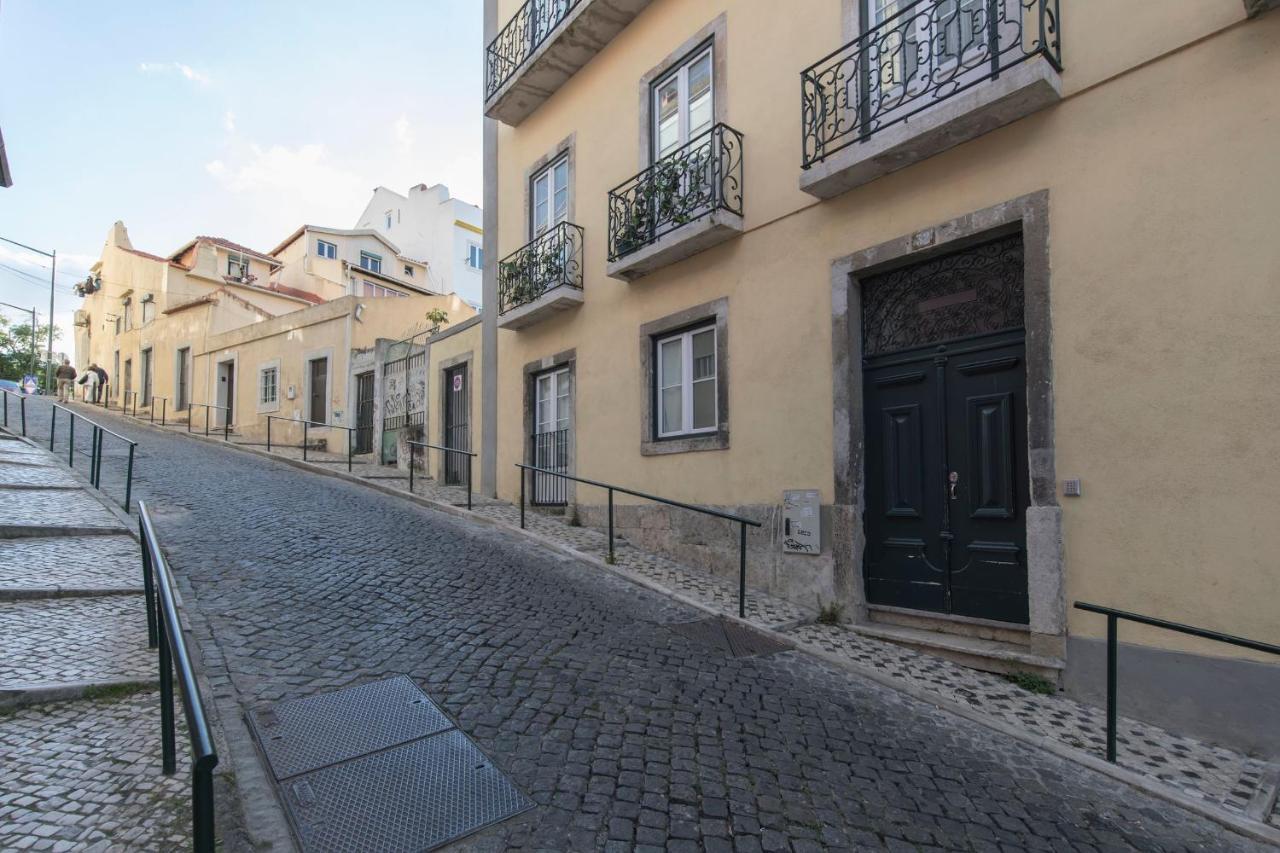 Lovelystay - Sunny Flat W/ Balcony Overseeing Graca And River Lisboa 外观 照片
