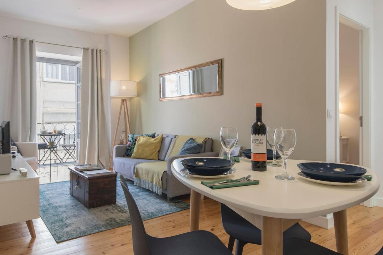 Lovelystay - Sunny Flat W/ Balcony Overseeing Graca And River Lisboa 外观 照片
