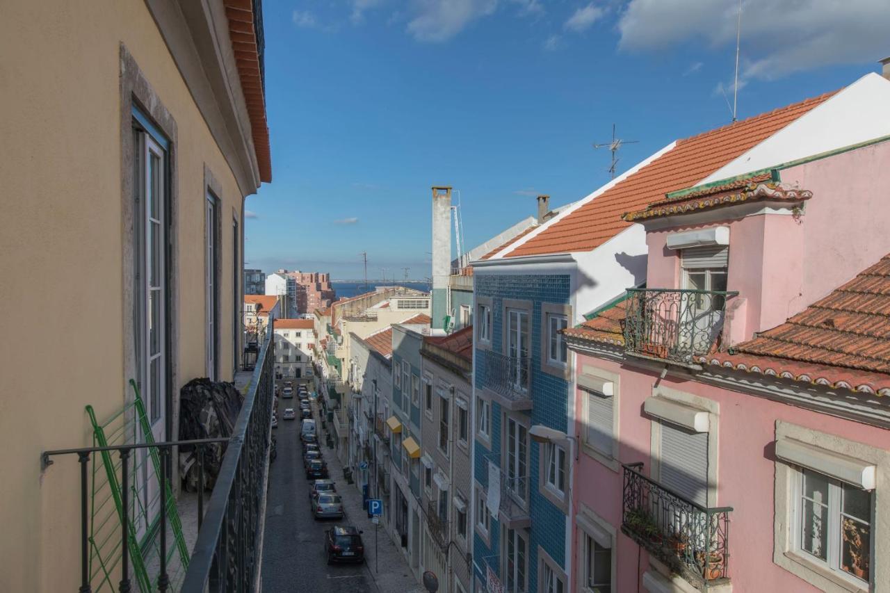 Lovelystay - Sunny Flat W/ Balcony Overseeing Graca And River Lisboa 外观 照片