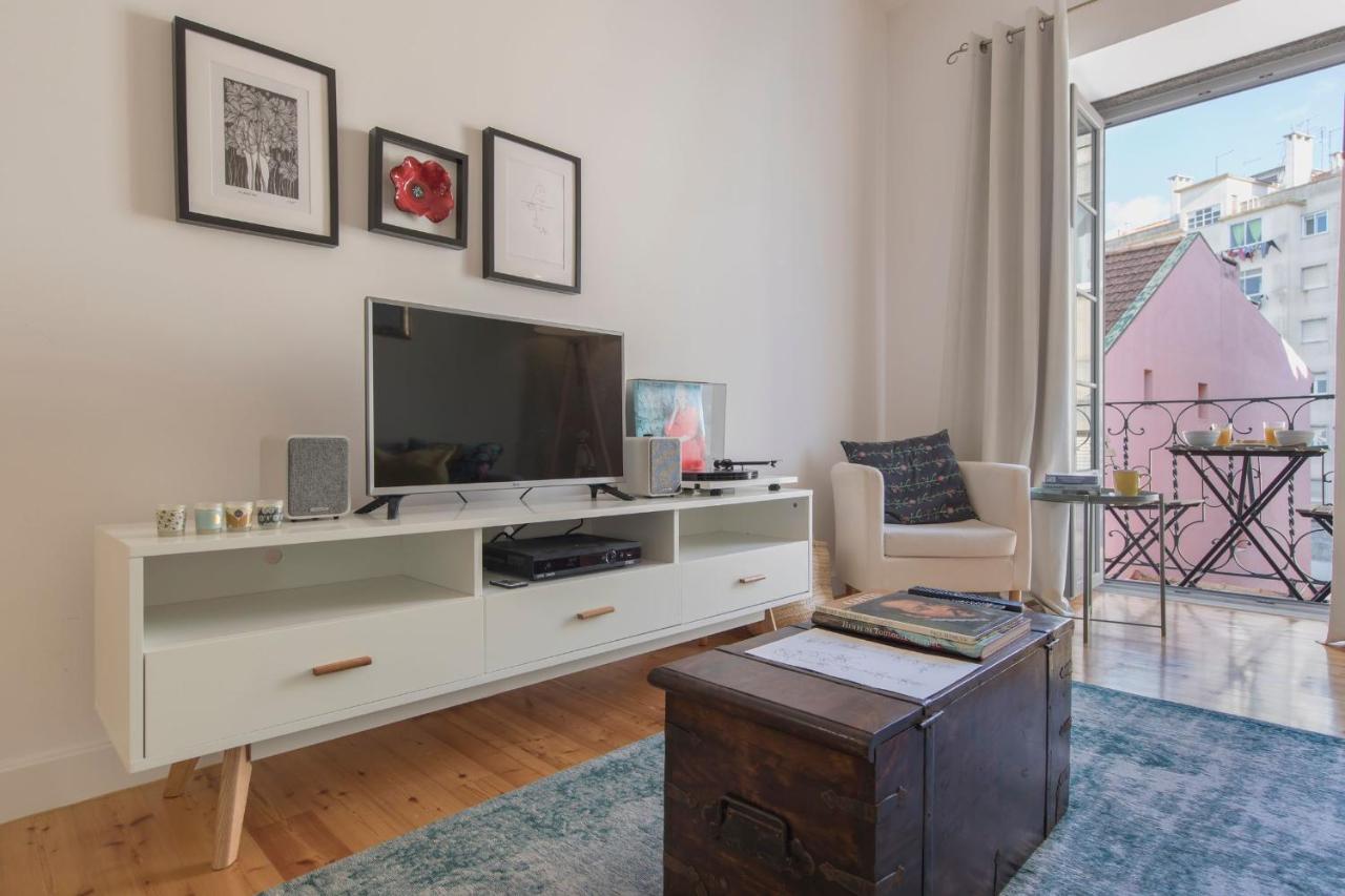 Lovelystay - Sunny Flat W/ Balcony Overseeing Graca And River Lisboa 外观 照片