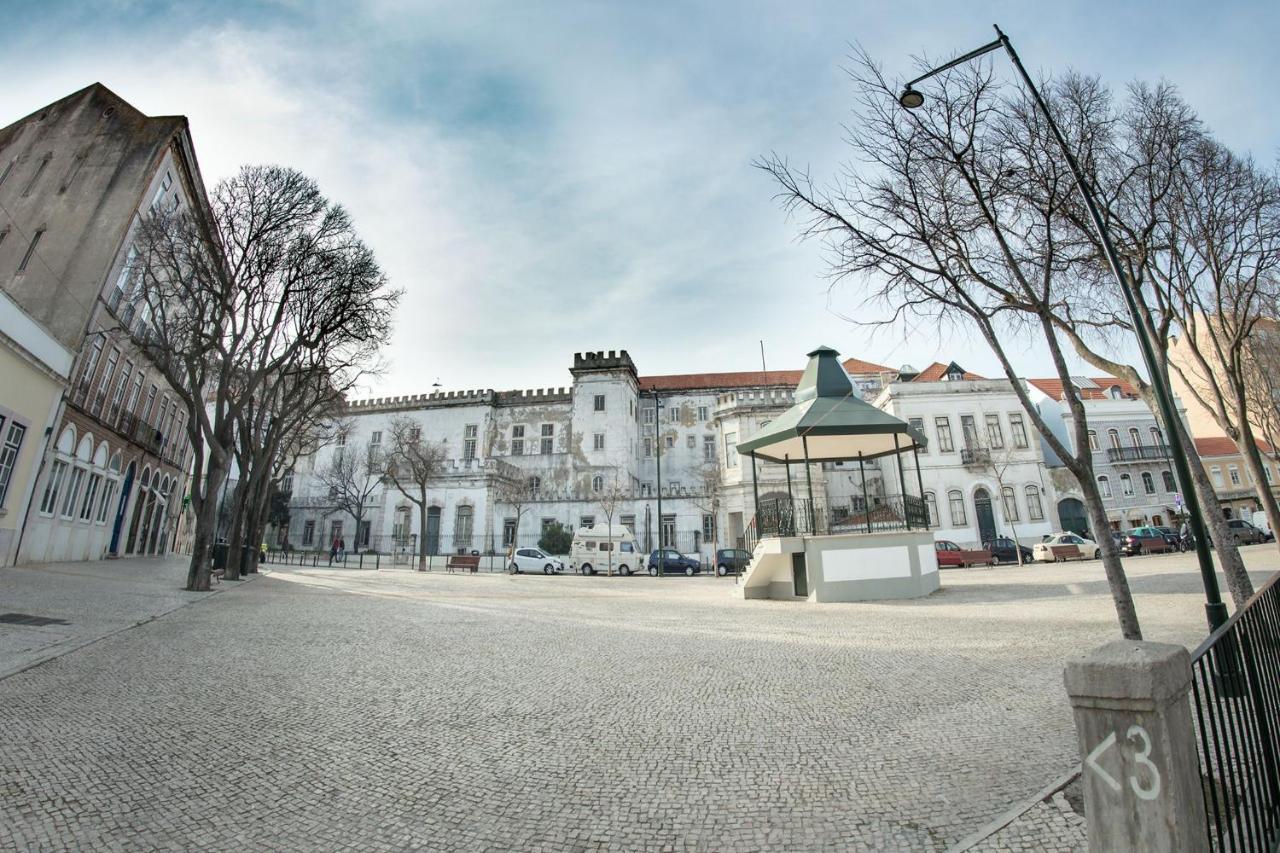 Lovelystay - Sunny Flat W/ Balcony Overseeing Graca And River Lisboa 外观 照片
