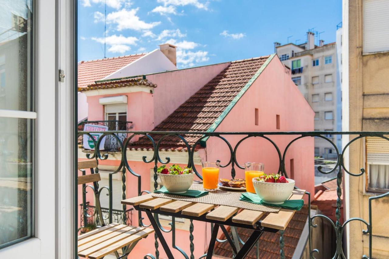 Lovelystay - Sunny Flat W/ Balcony Overseeing Graca And River Lisboa 外观 照片