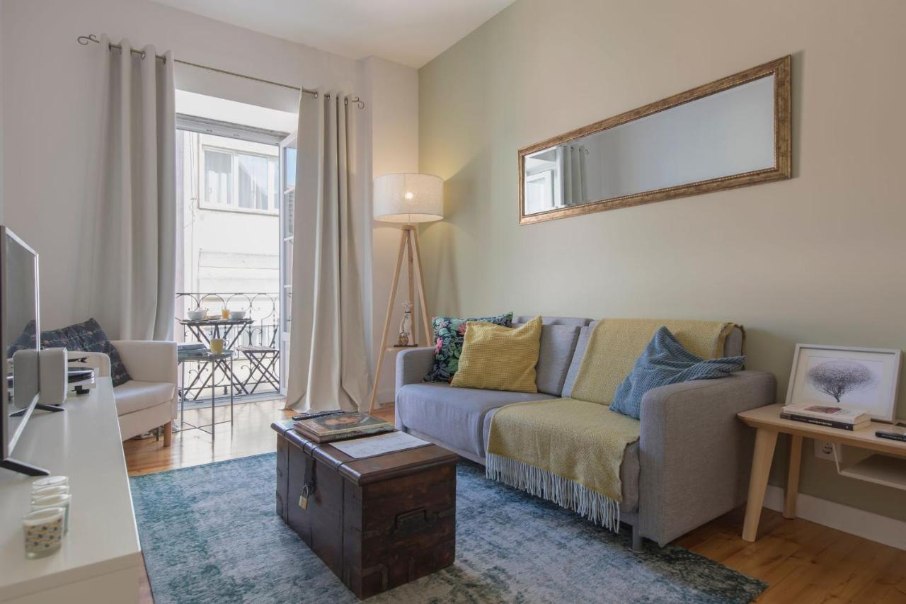 Lovelystay - Sunny Flat W/ Balcony Overseeing Graca And River Lisboa 外观 照片
